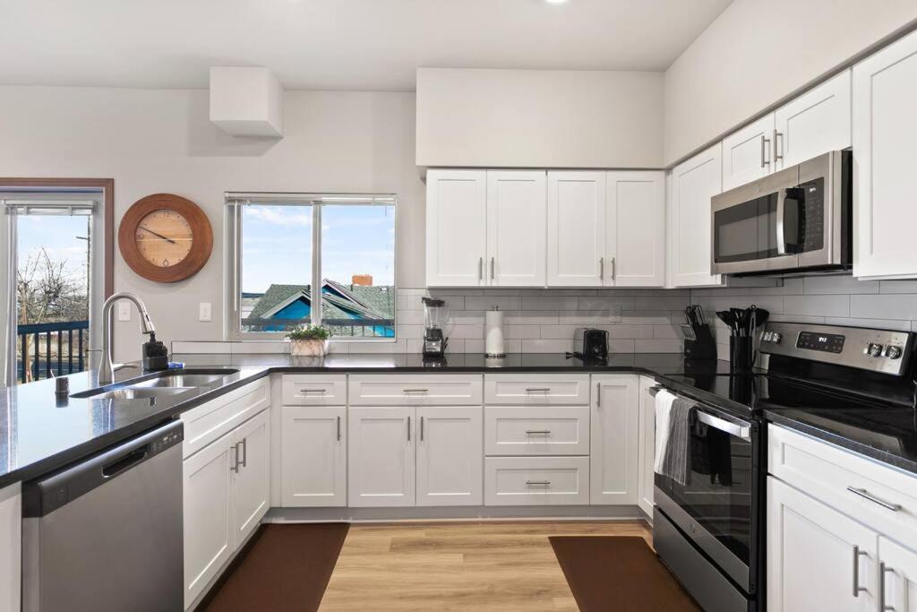 Apartmán Brand New 2 Bd 2 Bth Near Dt And Perry District Spokane Exteriér fotografie
